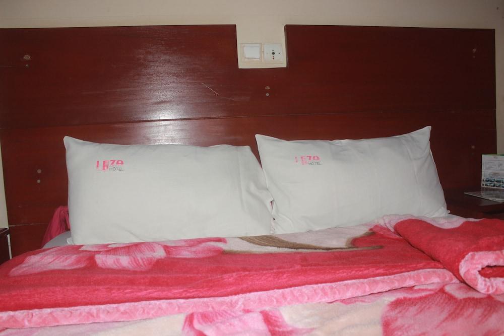 Liza Hôtel Room