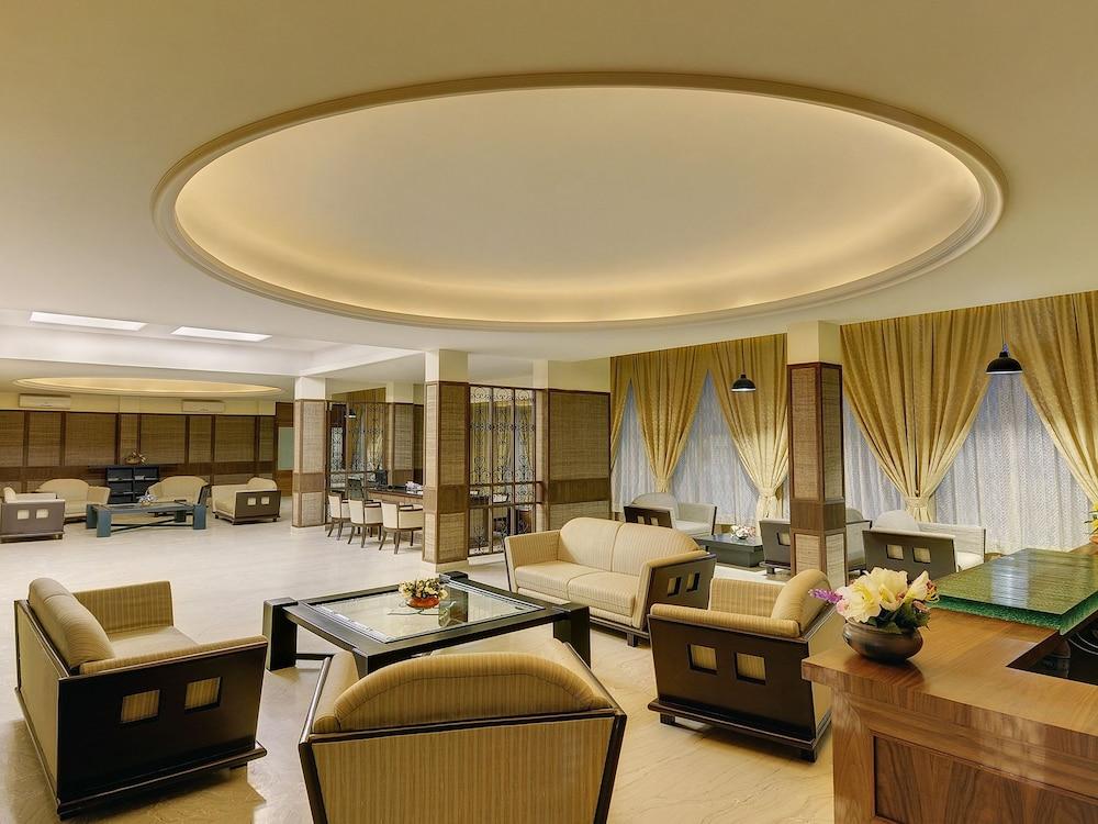 Club Mahindra Jaisalmer Lobby