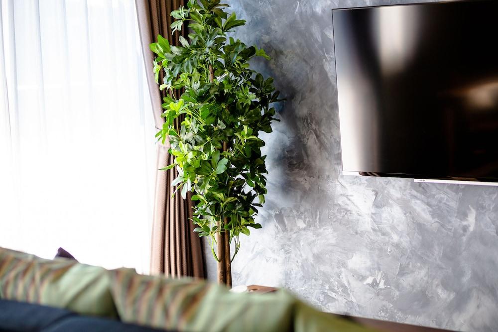 Oriya Mt.Fuji -Nishiki- Interior Detail