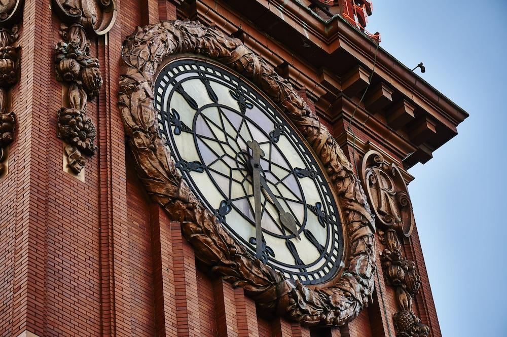 Kimpton Clocktower by IHG Exterior detail