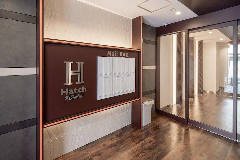 Hatch NAGAHORI 802 Lobby