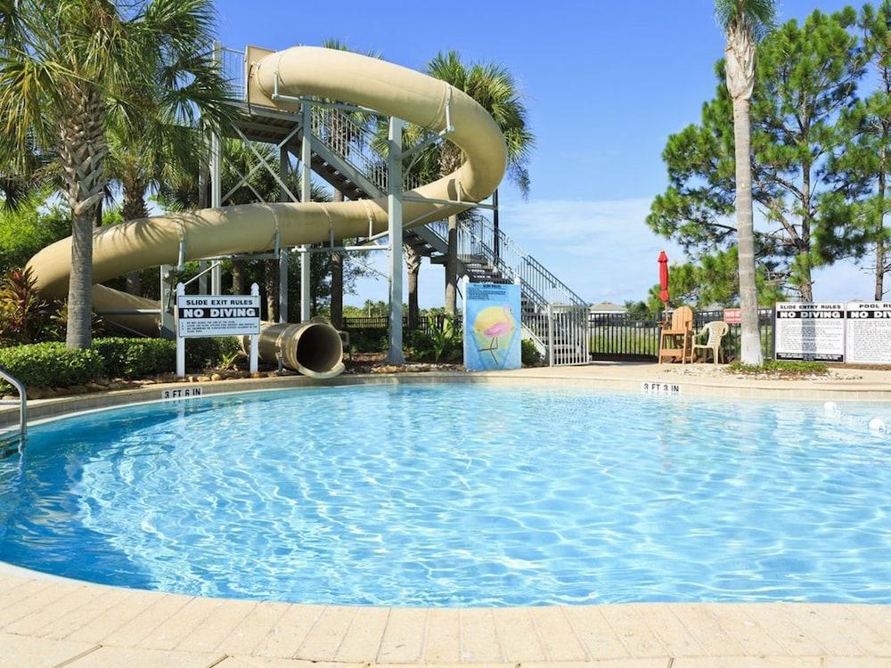 Windsor Hills by Nova Pool