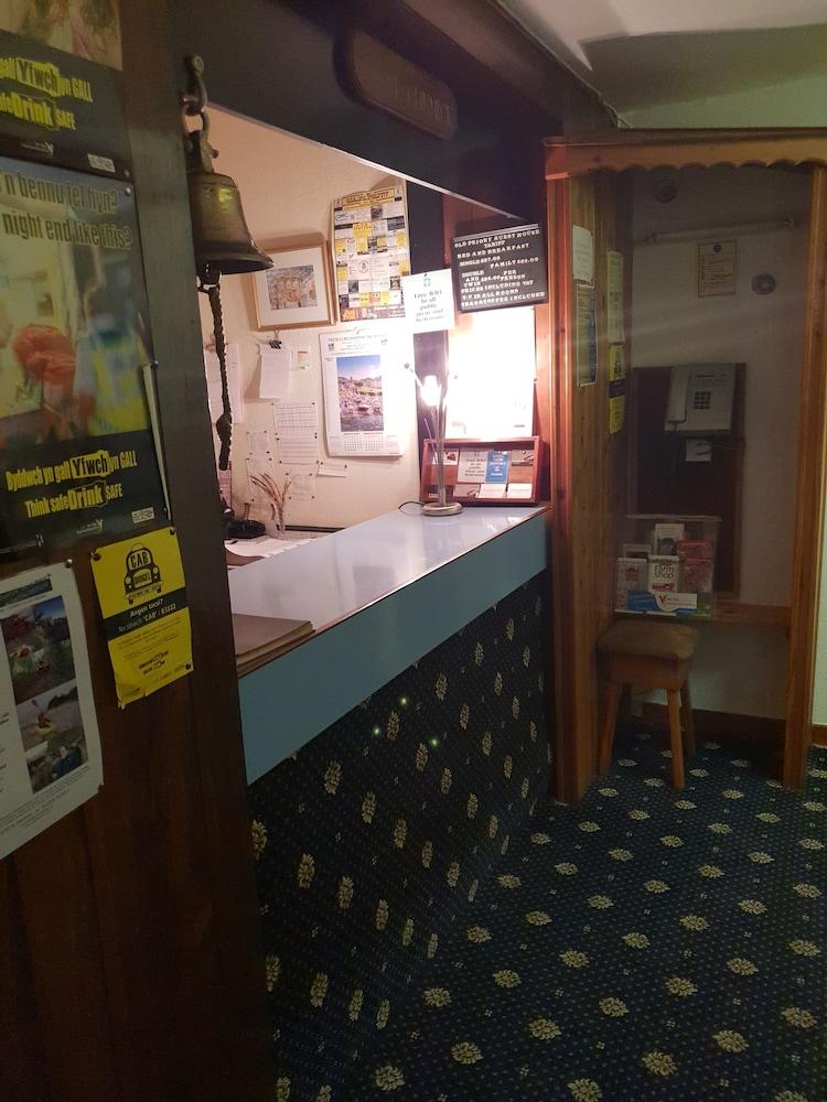 Old Priory Guest House Reception