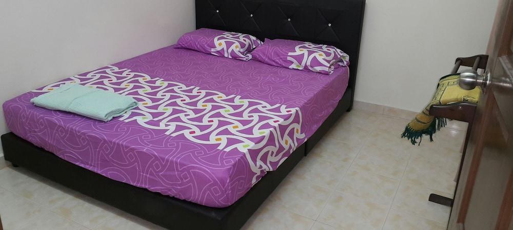 إم جاي هوم ستاي