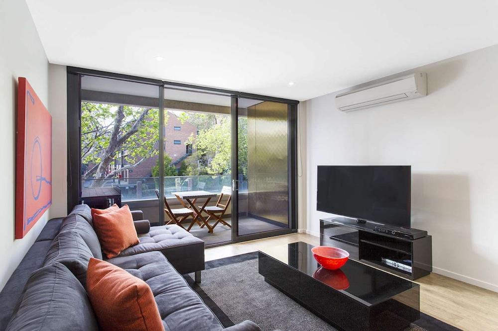 Style in the heart of Carlton