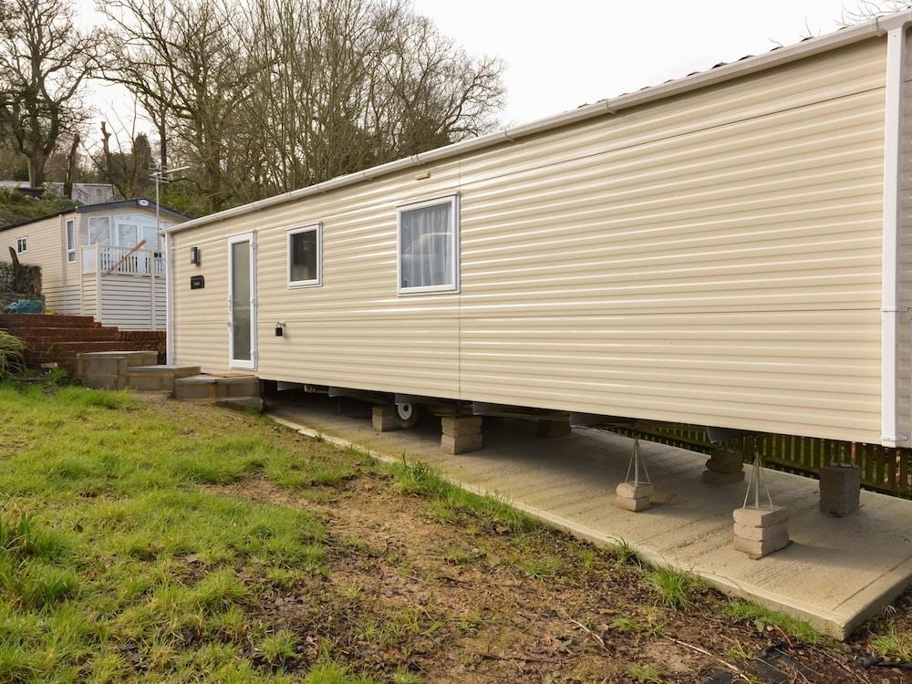 Boutique Home in Hastings With TV