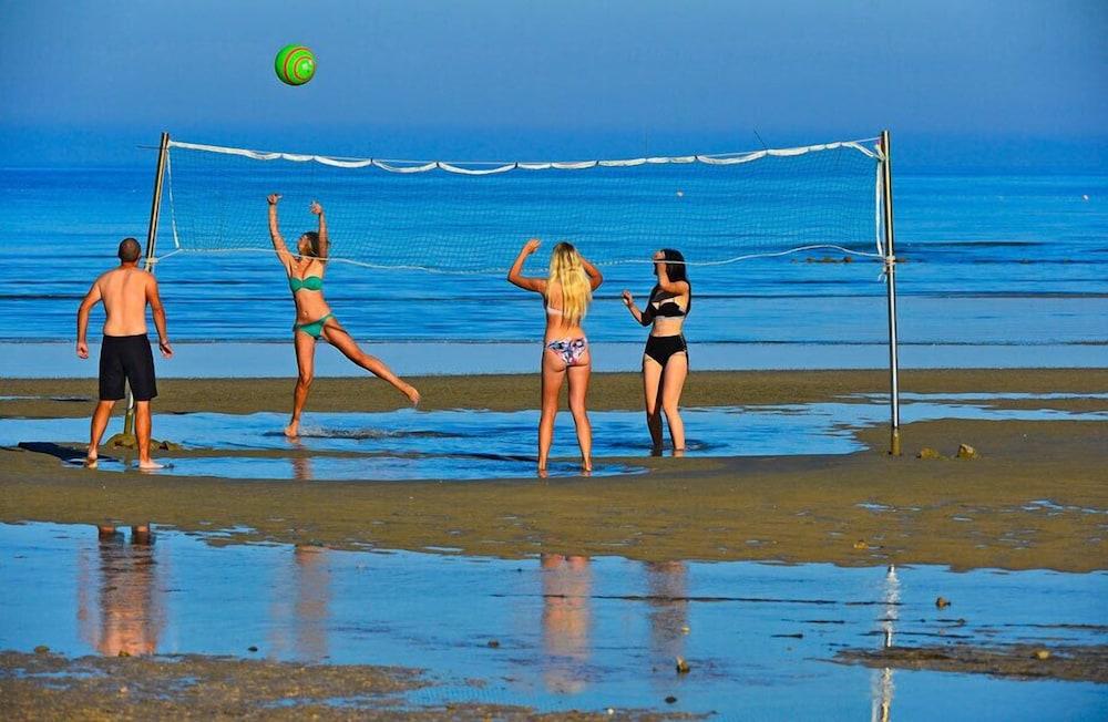 أبارتمنتس آنا ماريا