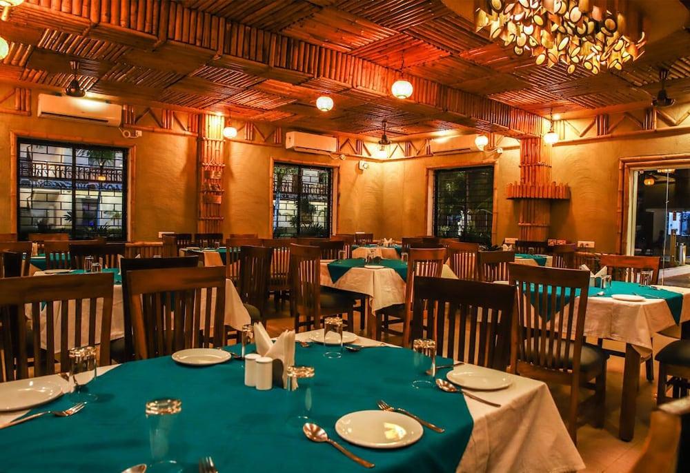 Mohor Kutir Resort Dining