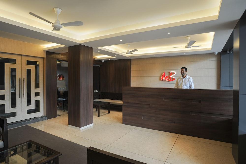 Treebo Balaji Residency Reception