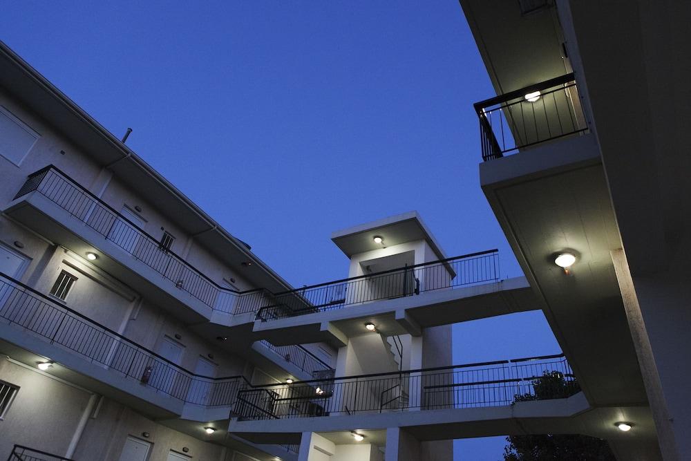 Xenion Ioannina Exterior