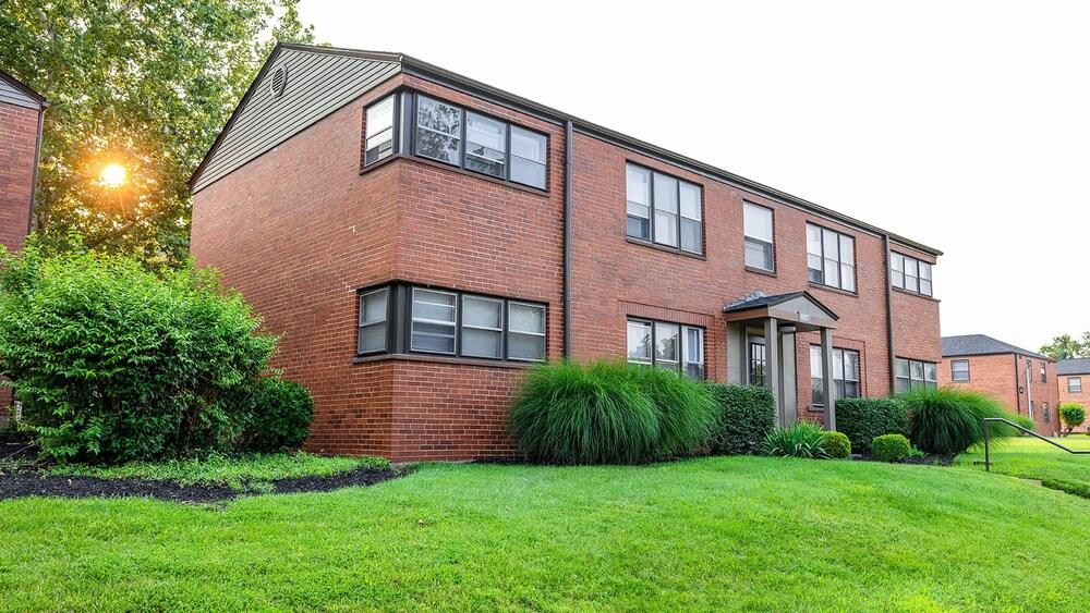 Inviting Weekend Getaway in Clayton With Pool Exterior