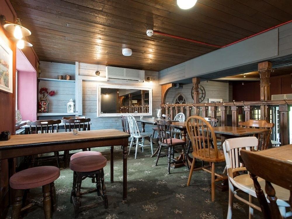 The Pub On The Hoe Others