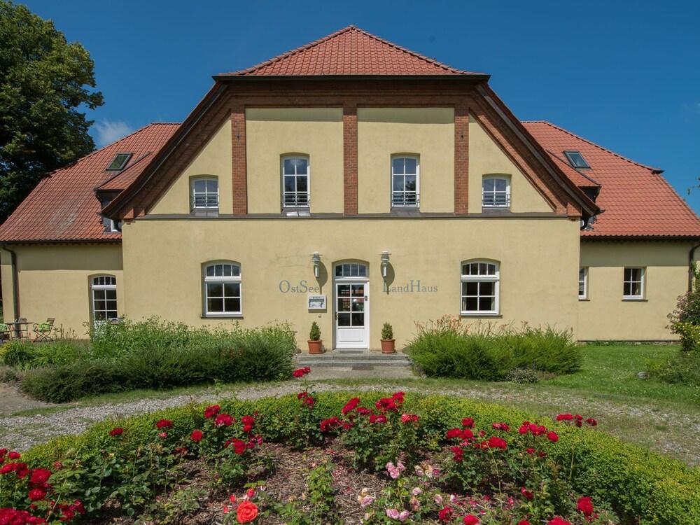 Luxurious Mansion in Rerik With Sauna
