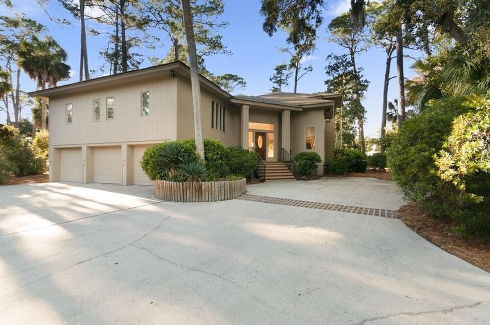 Seaside Treasure by Five Star Properties Exterior