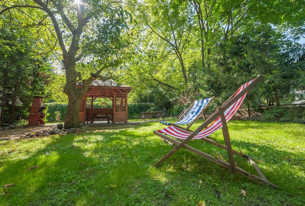 Tatamka Hostel BBQ/Picnic Area