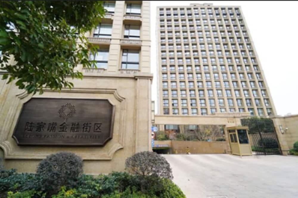 More Residence Lujiazui Shanghai Featured Image