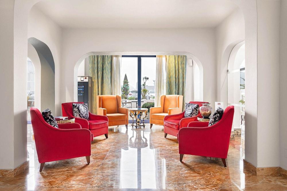 Grand Muthu Oura View Beach Club Lobby