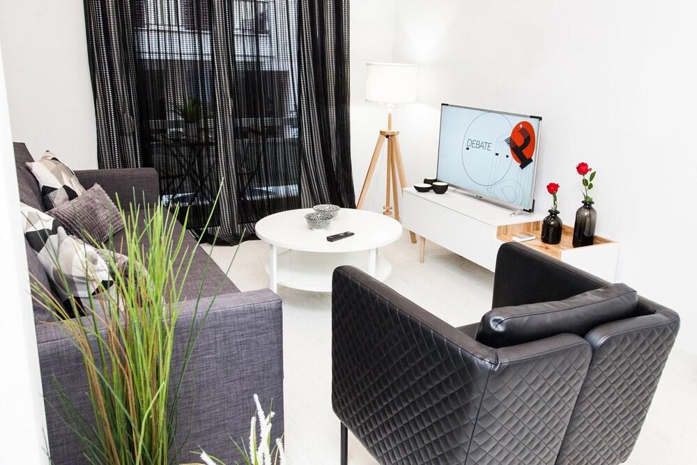 Modern Glamorous Apt in Athens DT Interior