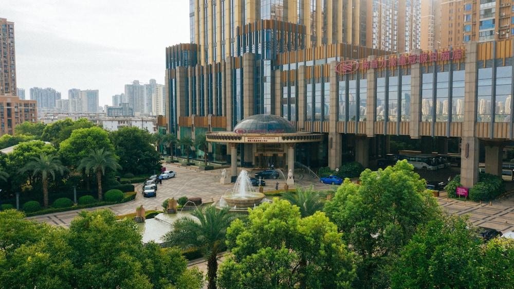 كراون بلازا نانتشانج ريفيرسايد باي آيتش جي المنطقة الخارجية