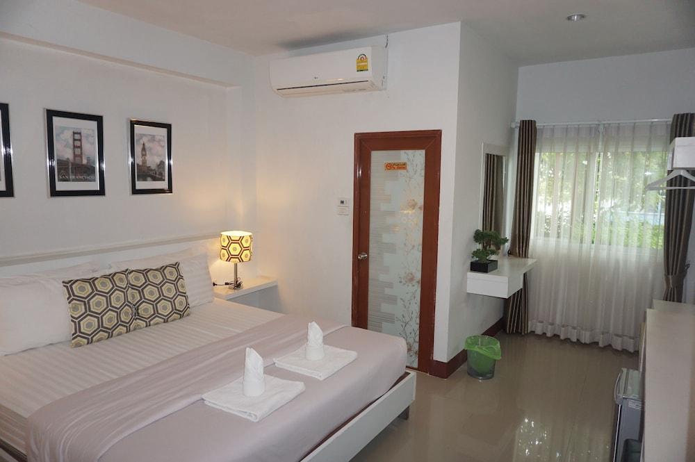Papada Suite Room