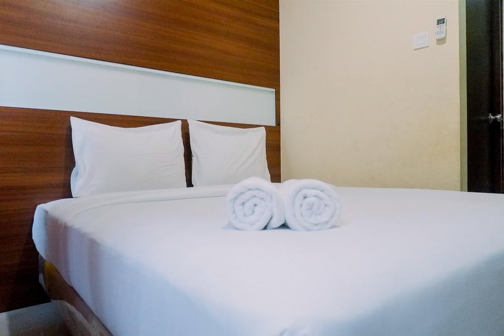 Compact Studio Room at Tamansari Papilio Apartment Room