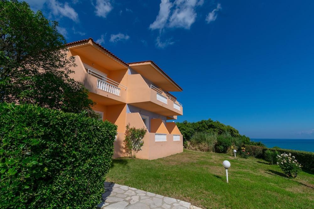 Ibiscus Corfu Exterior