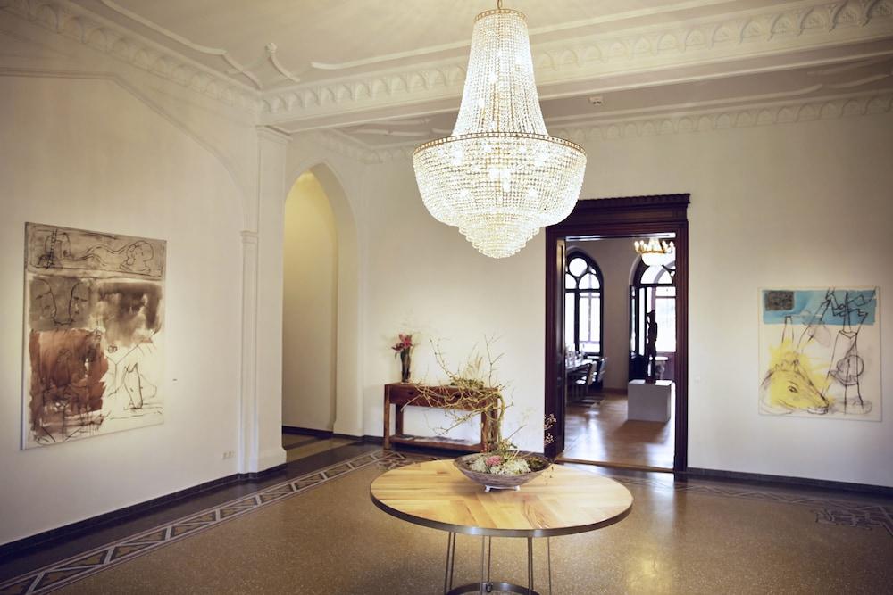 Hotel Schloss Reichenow Lobby