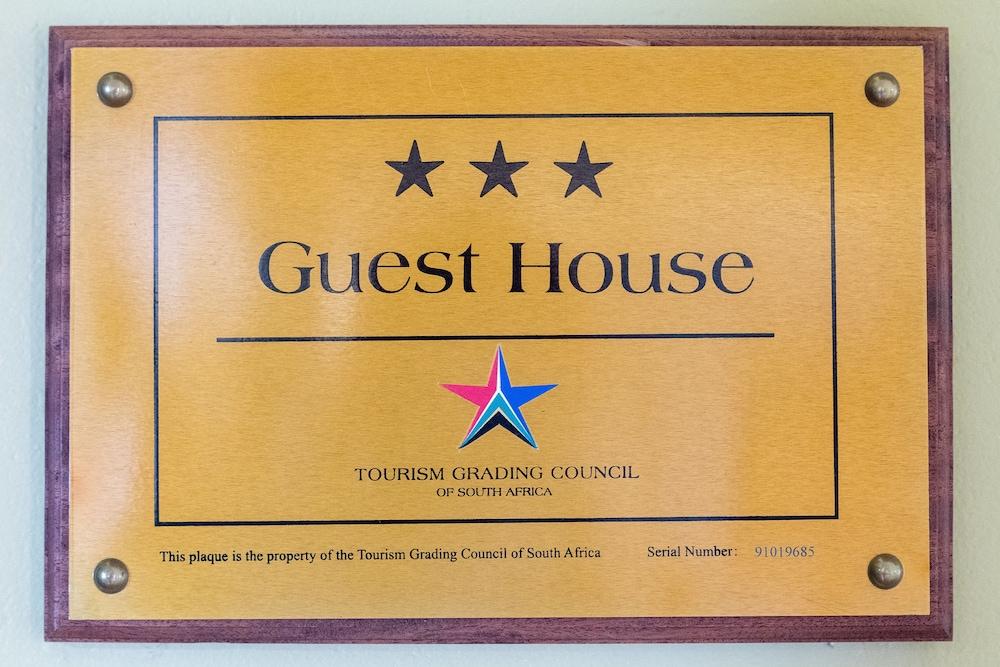 Maclear Manor Guesthouse Reception