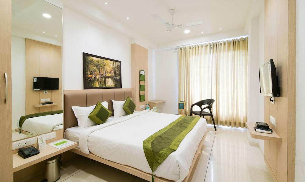Treebo Avadh Residency