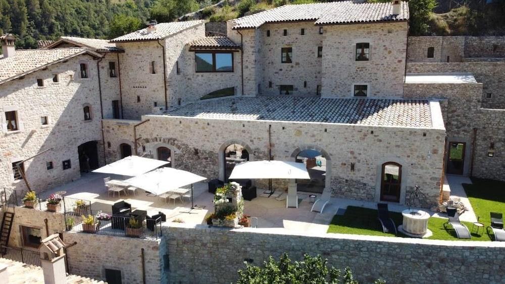 Torre Del Nera Albergo Diffuso & Spa Featured Image