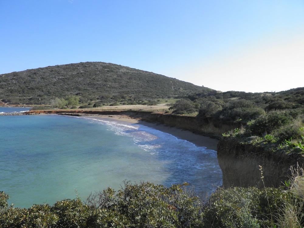 Newly Built Appartments, in Centre Elounda, Communual Large Pool, NE Coast Exterior