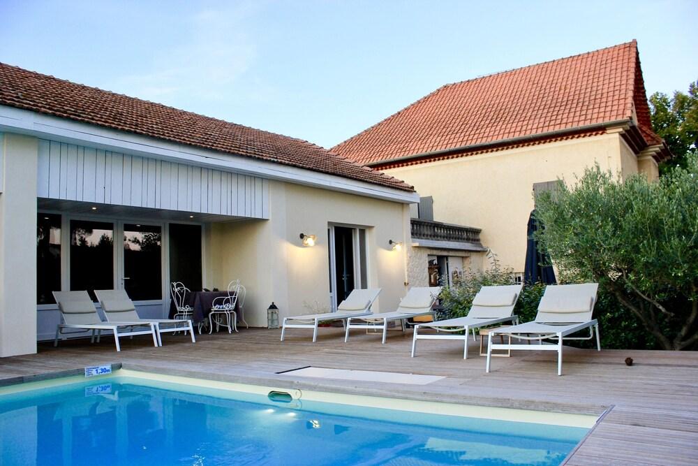 Le Clos Vitis - Chambres d'hôtes et gite Waterslide
