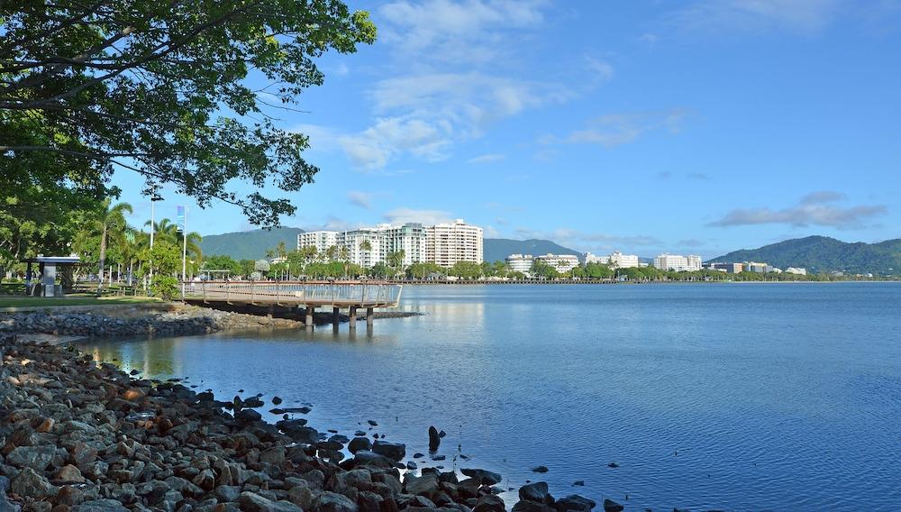 Cairns Aquarius Beach