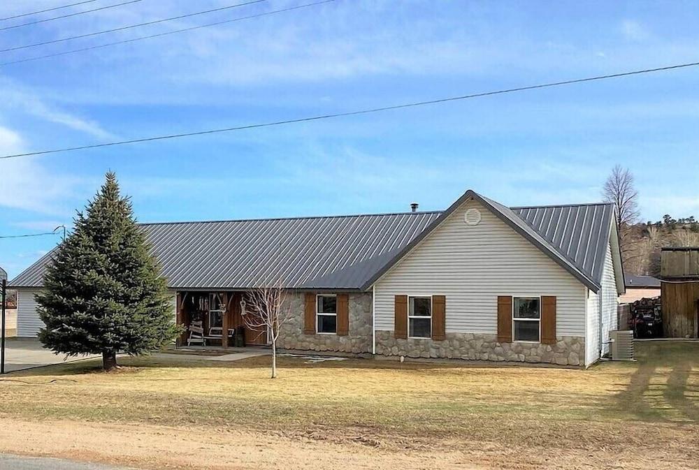 Bryce Countryside Residence