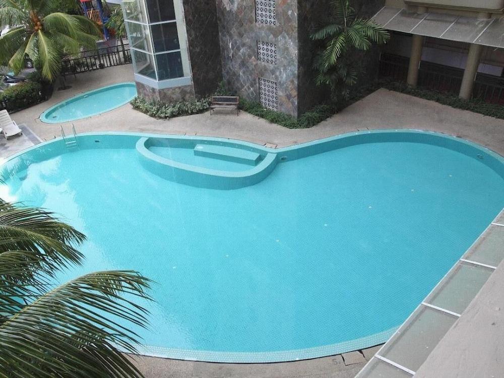 Designer Suite Apartment Waterslide