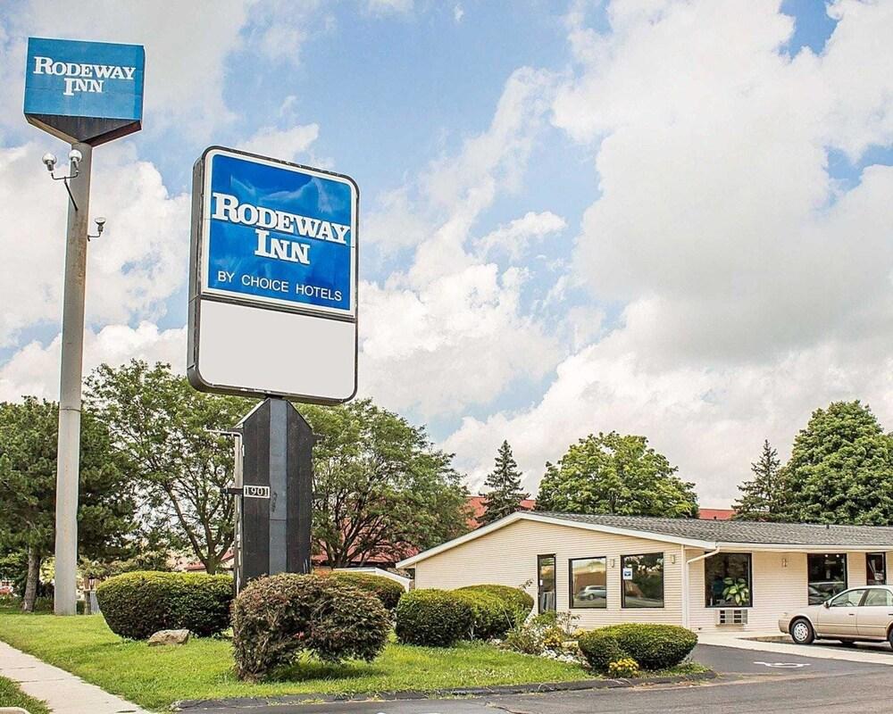 Rodeway Inn Findlay Exterior