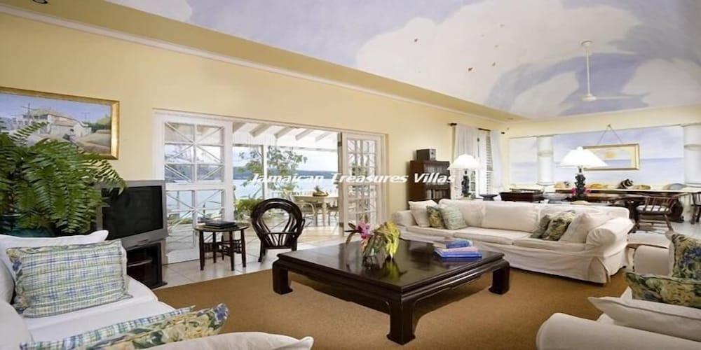 Sea Haven - Discovery Bay 2BR Featured Image