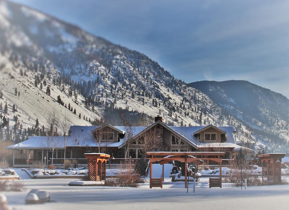 Rocky Point Ranch Exterior