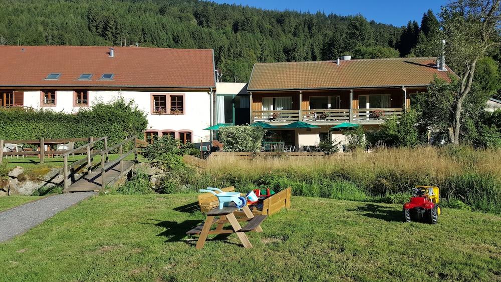 Le Val Joli - Hotel Restaurant