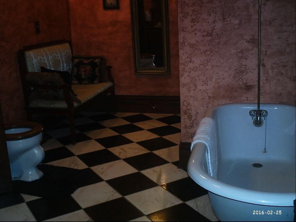 ذا كوين آن هاوس بيد آند بريكفاست داخل الفندق