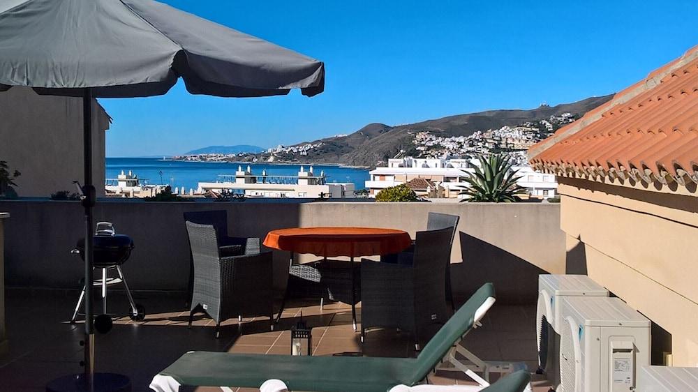 بنتهاوس كالا دي نيرجا كاساسول