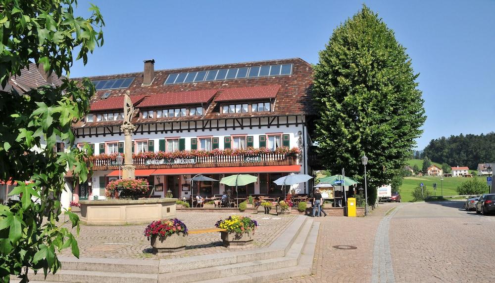 Gasthof Hirschen Exterior