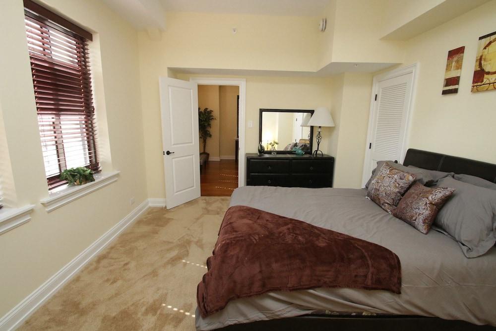 Renaissance Properties - W Rittenhouse Sq Room