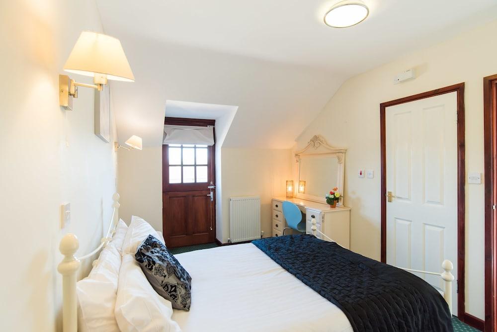 The Carthouse Room