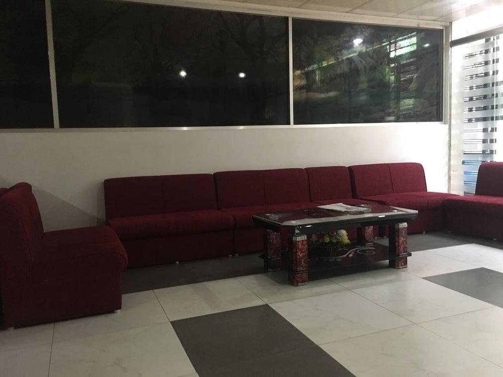 Uttara Suite At Dhaka Interior Entrance