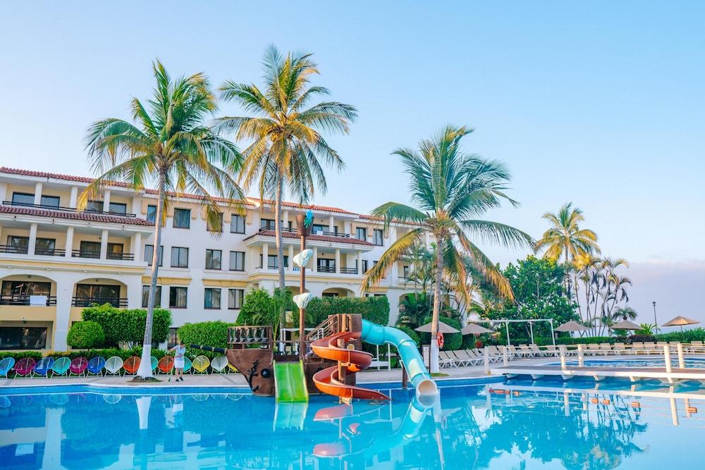 Samba Vallarta - All Inclusive Property Grounds