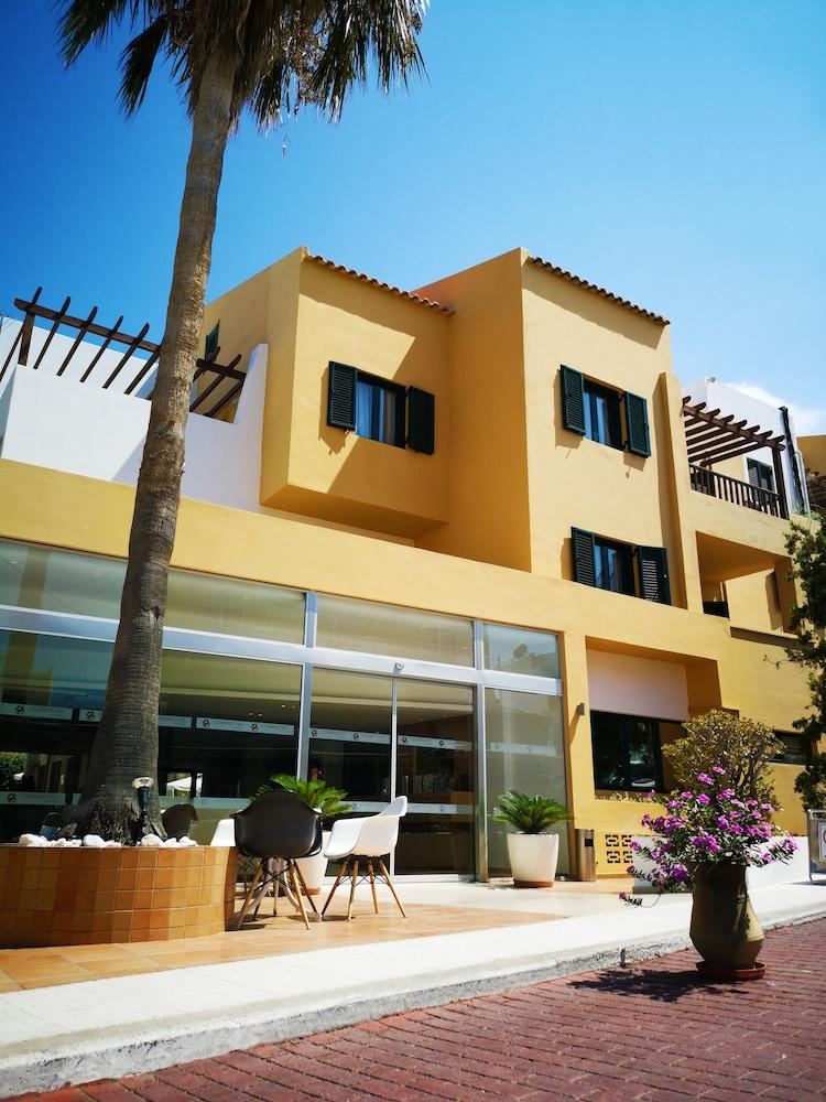 Elmi Suites Beach Hotel - All Inclusive Exterior