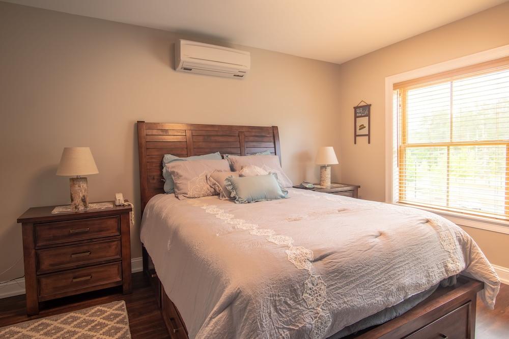 Cranmore Condominium Lodging Room