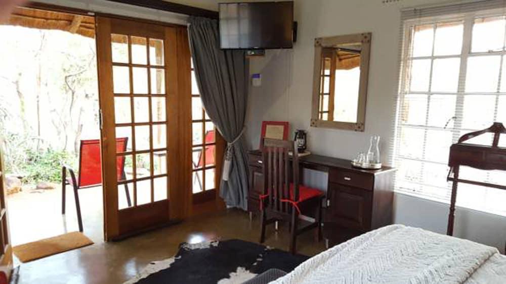 Waterside Cottages Room