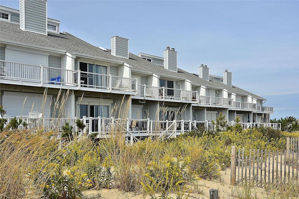 Siren's Song Seaside Villas Unit 7 by Long & Foster Exterior
